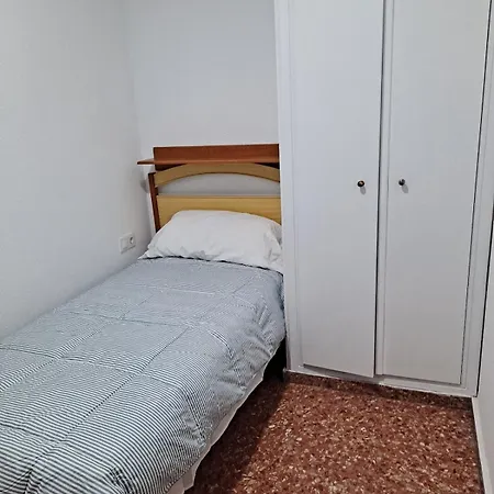 Comfortable Apartmento En Zona Feria 2 Διαμέρισμα