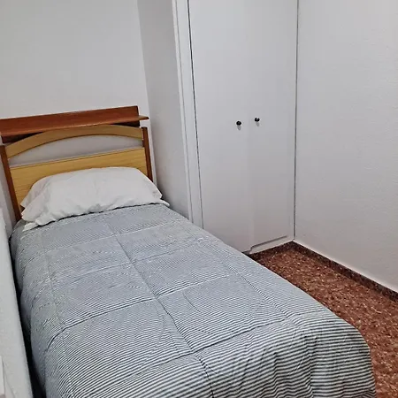 Διαμέρισμα Comfortable Apartmento En Zona Feria 2 *