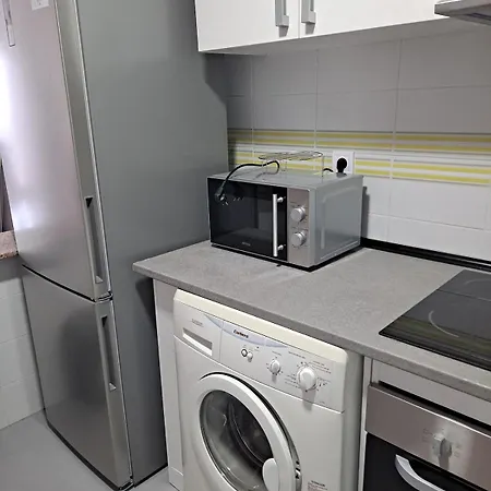 Comfortable Apartmento En Zona Feria 2 Διαμέρισμα *