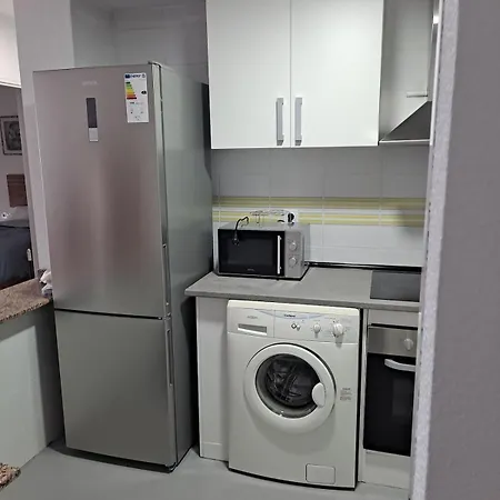 Comfortable Apartmento En Zona Feria 2 Διαμέρισμα *
