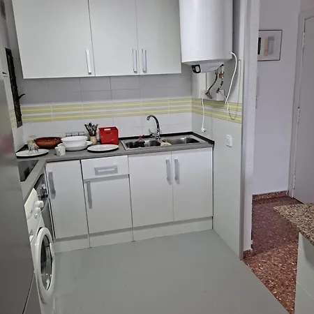 Comfortable Apartmento En Zona Feria 2 Βαλένθια