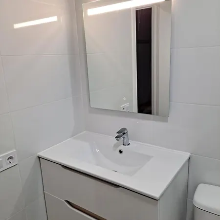 Διαμέρισμα Comfortable Apartmento En Zona Feria 2 *