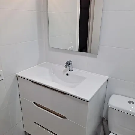 Comfortable Apartmento En Zona Feria 2 Βαλένθια